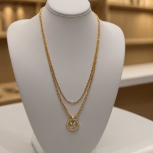 عقد ذهب وزن 2.2